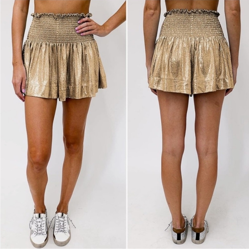 Queen of Sparkles Light Gold Disco Swing Shorts Size medium